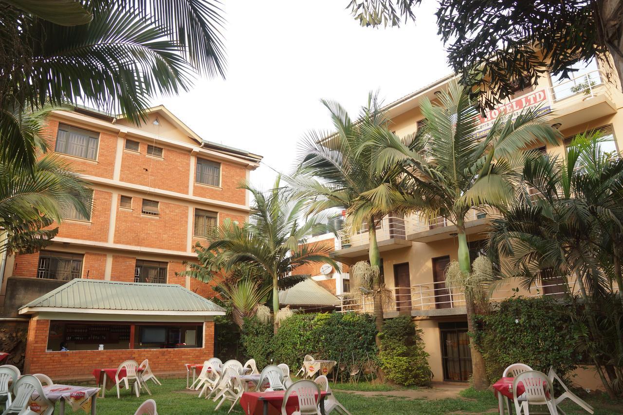 Florida Hotel Zaana كامبالا المظهر الخارجي الصورة