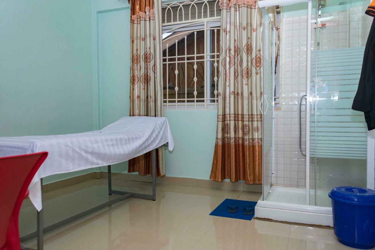 Florida Hotel Zaana كامبالا المظهر الخارجي الصورة